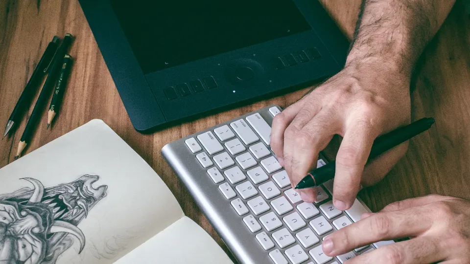 Amateur vs professional website design: mistakes that cost customers