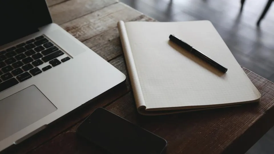 How to choose a website color scheme that matches your brand
