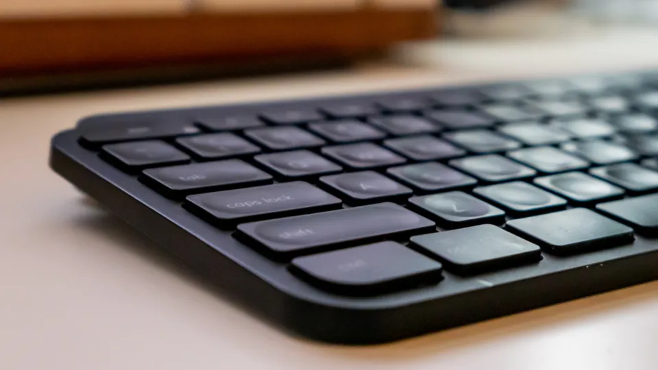Making website search useful: suggestions, typos and empty results